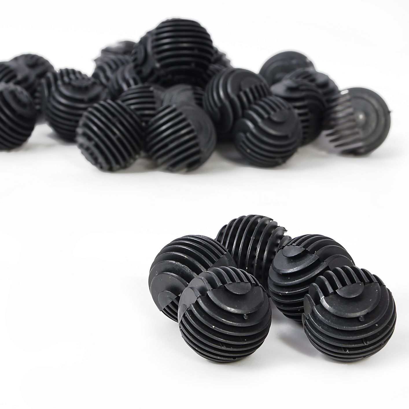 1.2" Bio Balls Aquarium Fish Tank Wet Dry Canister Pond Filter Media Biofilter 400pcs & Black - Trend Times Toy Stores