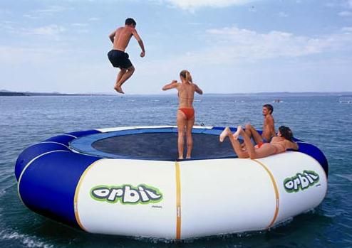 20-orbit-floating-water-trampoline-2-ez-up-access-points-33.png