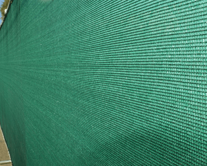 6-x50-green-fence-screen-90-privacy-fencing-mesh-50.png