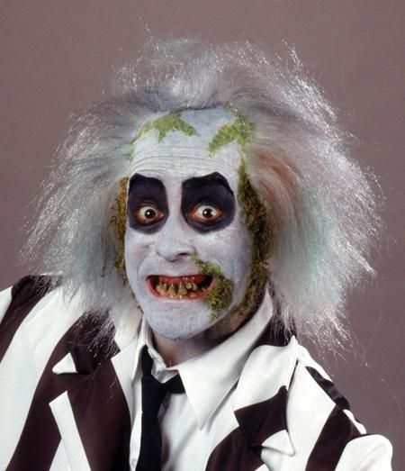 beetle-juice-make-up-kit-35.png