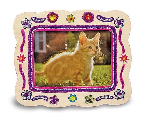 decorate-your-own-wooden-picture-frame-melissa-and-doug-43.png