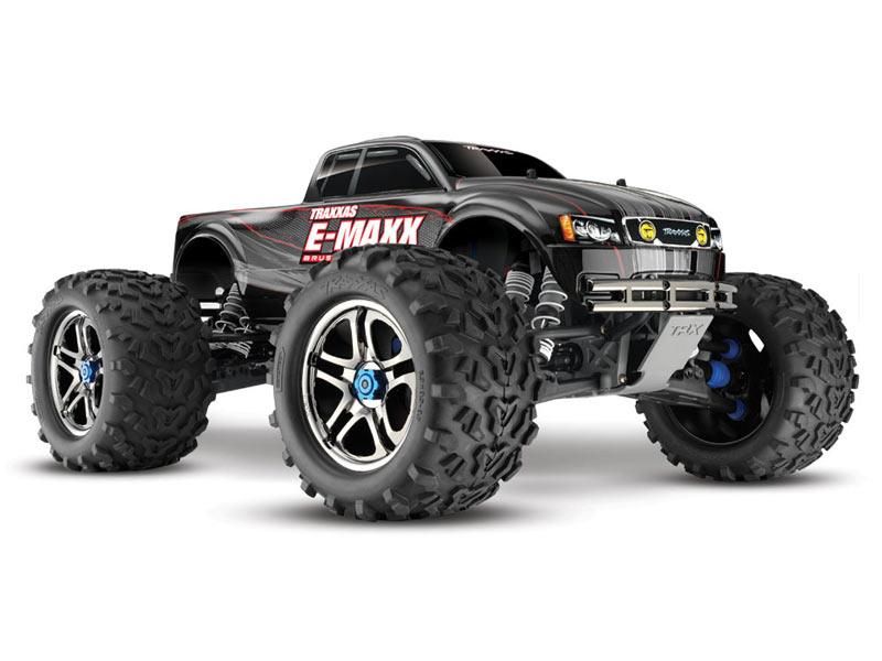 e-maxx-brushless-1-10-scale-brushless-electric-monster-truck-with-tqi-radio-system-docking-base-35.png