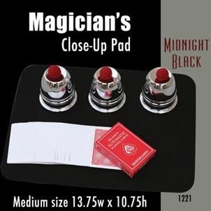 medium-size-close-up-pad-midnight-black-13-75-x-10-75-33.png