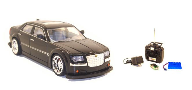 remote-control-chrysler-300-w-light-up-rims-47.png