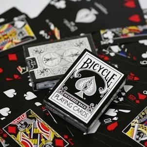 reversed-back-bicycle-deck-black-black-deck-2nd-generation-33.png