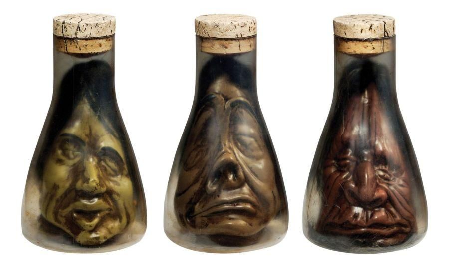 shrunken-head-in-flask-assort-35.png