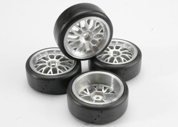 tires-pro-trax-on-road-medium-compound-with-contoured-inserts-mounted-and-glued-to-part-4872-wheels-2-left-2-right-35.png