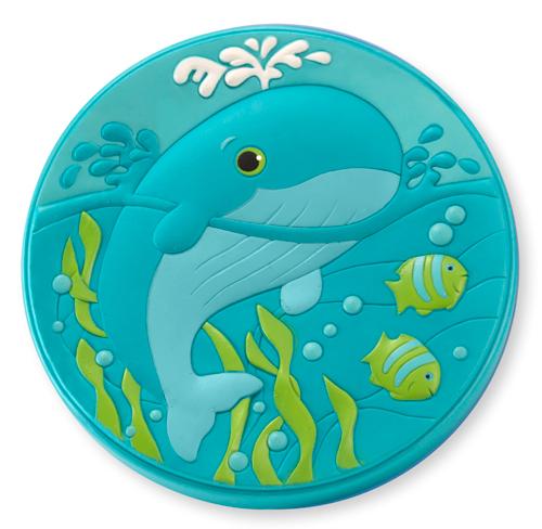 wellington-whale-water-disk-pool-toy-melissa-and-doug-30.png