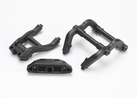 Wheelie bar mounts/ rear skidplate (black)