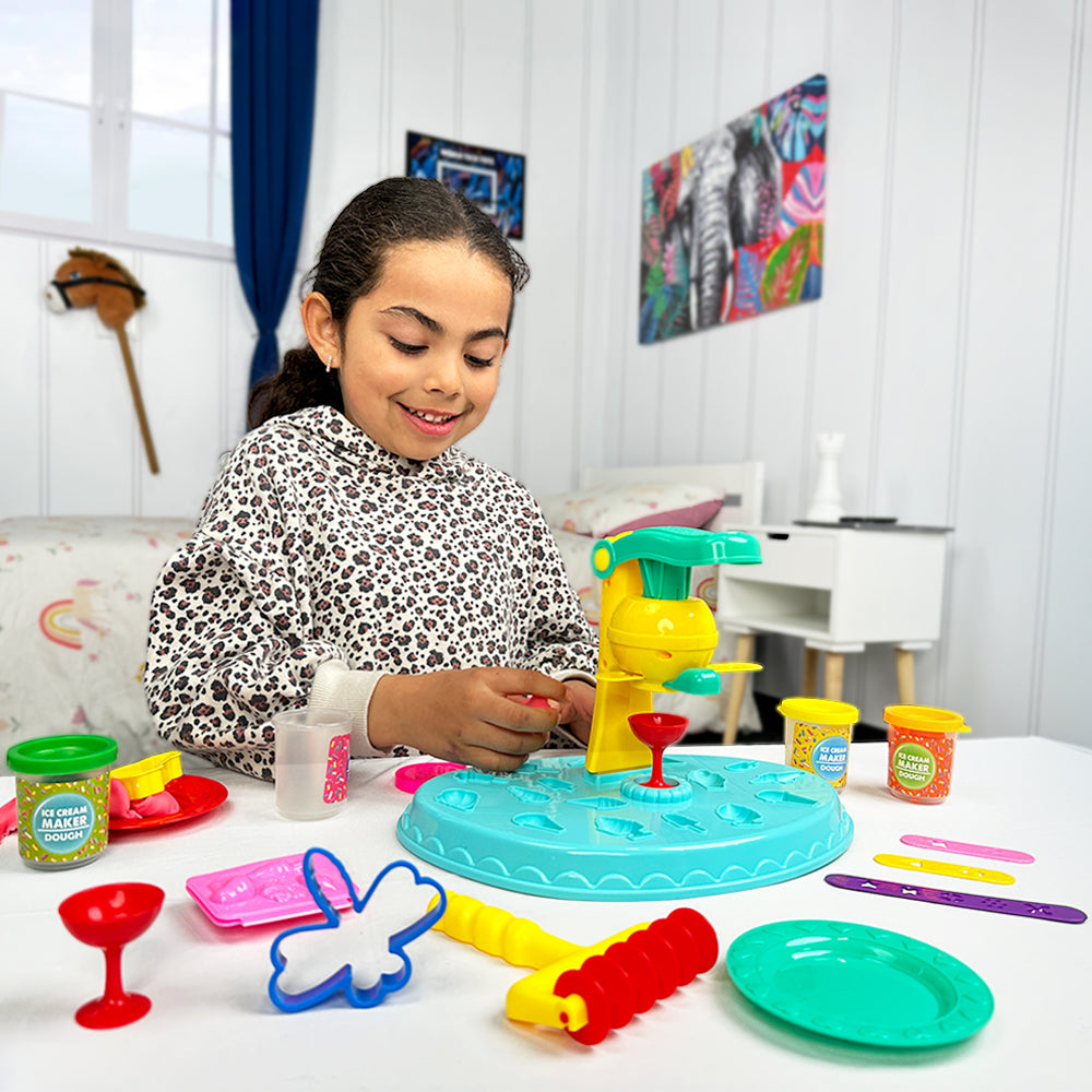 21-Piece Ice Cream Maker Activity Dough Playset